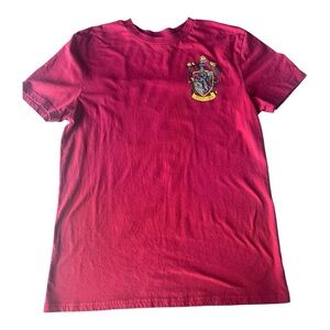 Harry Potter Gryffindor Shield Emblem Graphic Red Short Sleeve Soft Tee‎ Medium